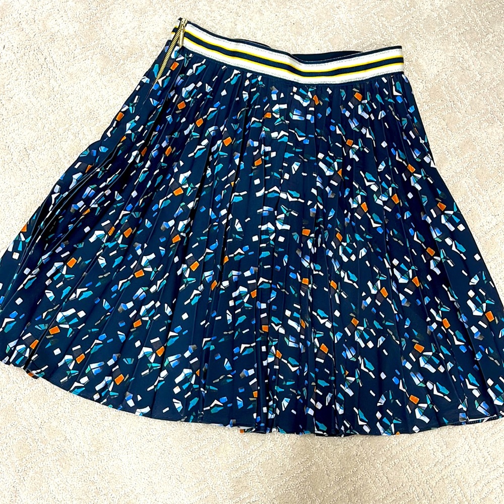 Pleated skirt